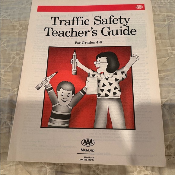 Traffic safety teachers guide- grades 4-6-AAA- new! - Picture 1 of 9